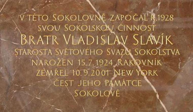 Pamětní deska br. Vladislavu Slavíkovi